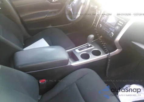 2009 Chrysler 300C из США, поврежденный, VIN 2C3KA63T29H615385